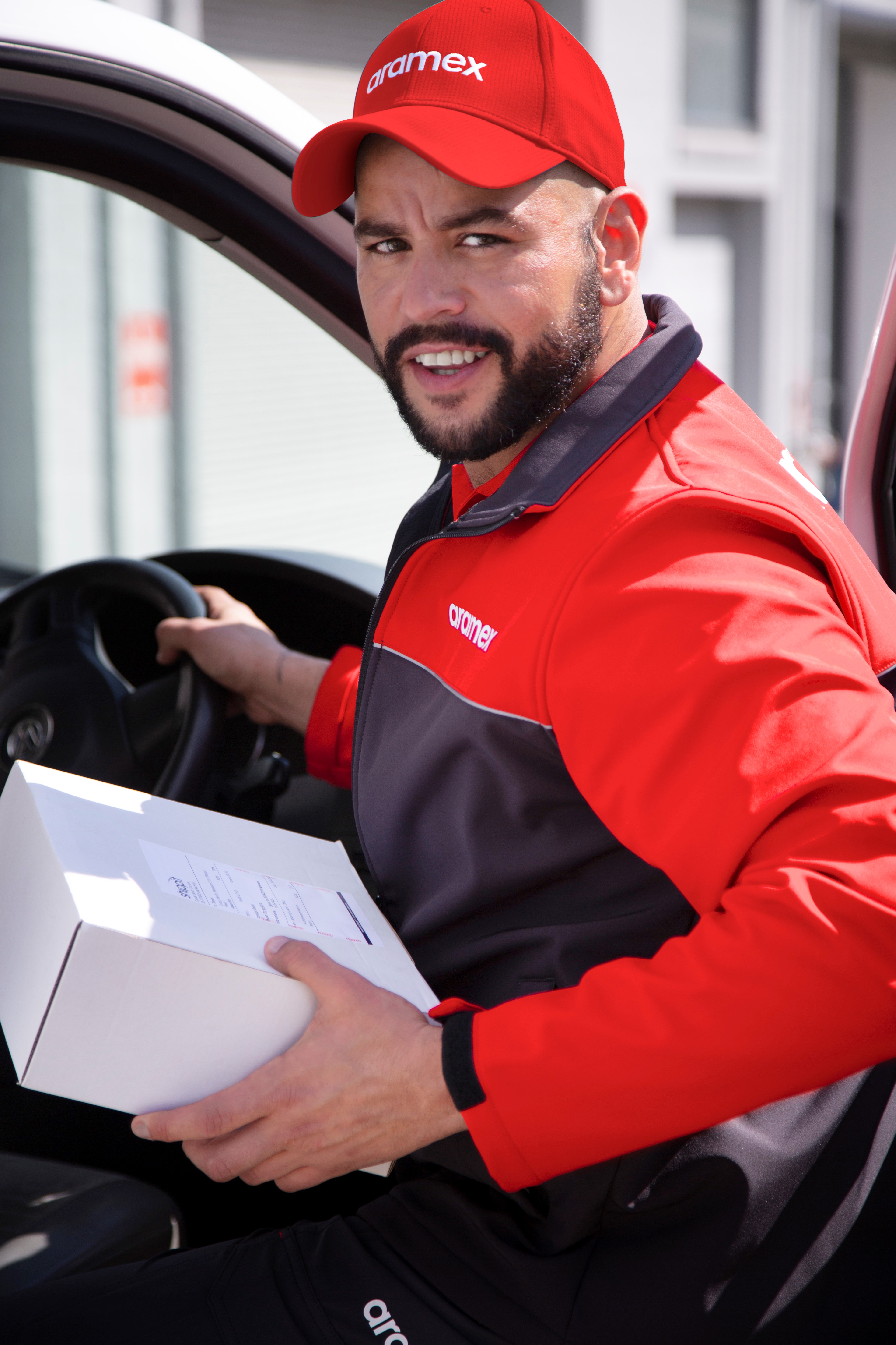 Fastway Couriers takes on global brand name